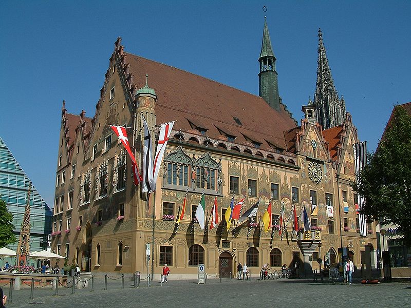 files/tl_filesOPO/Beitraege/Ortschaften/Ulmer Rathaus.jpg